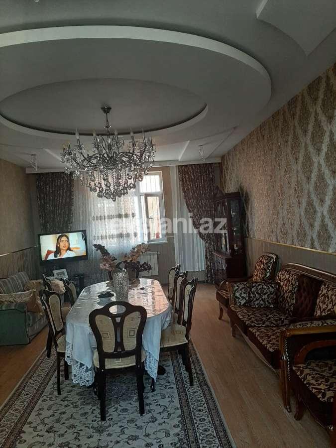 Satılır, villa, 4 otaqlı, 320 m², Azadlıq prospekti m.
