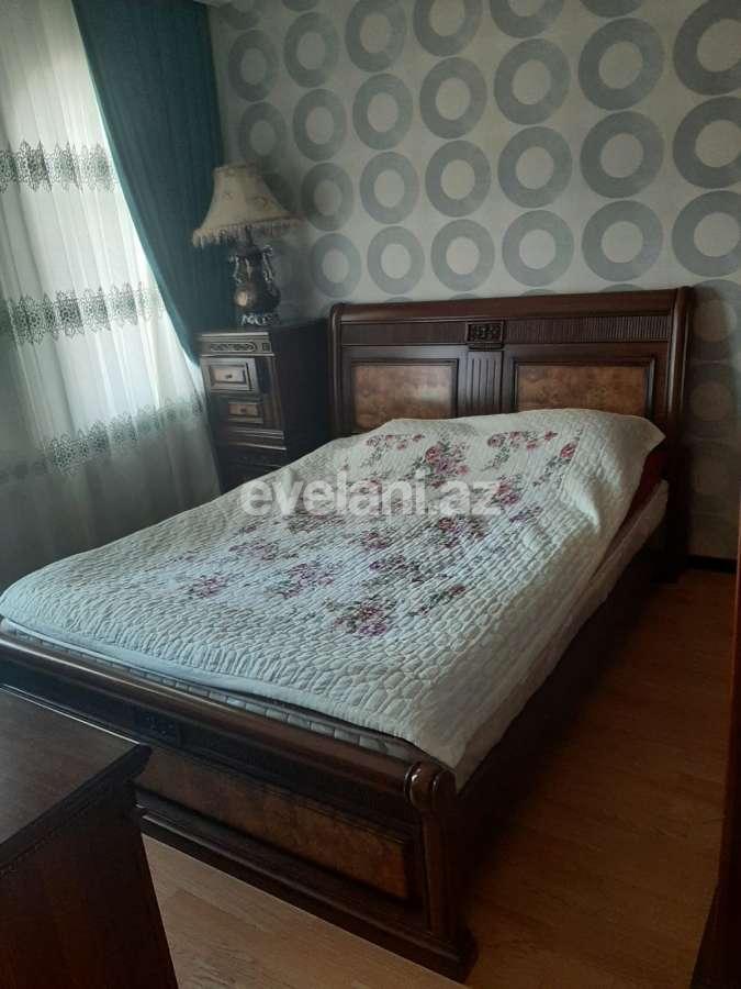 Satılır, villa, 4 otaqlı, 320 m², Azadlıq prospekti m.