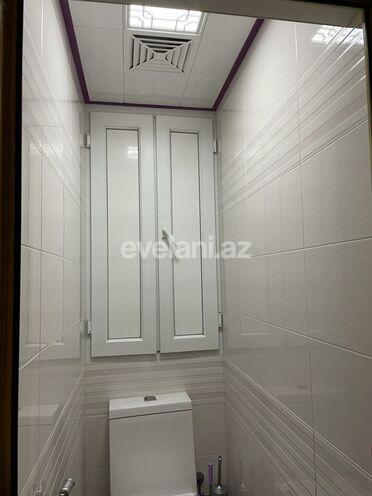 Sale, old building, 4 room, 100 m², Inshaatchilar m.