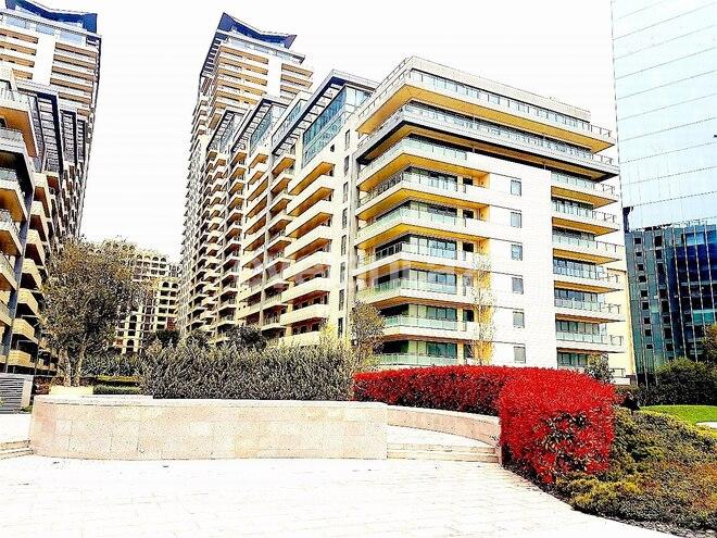 Satılır, yeni tikili, 5 otaqlı, 264 m², 28 may m.