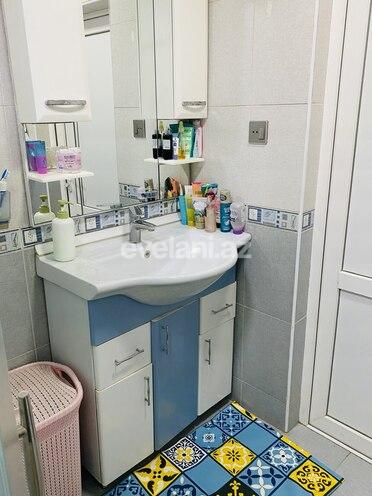 Satılır, köhnə tikili, 4 otaqlı, 120 m², Neftçilər m.