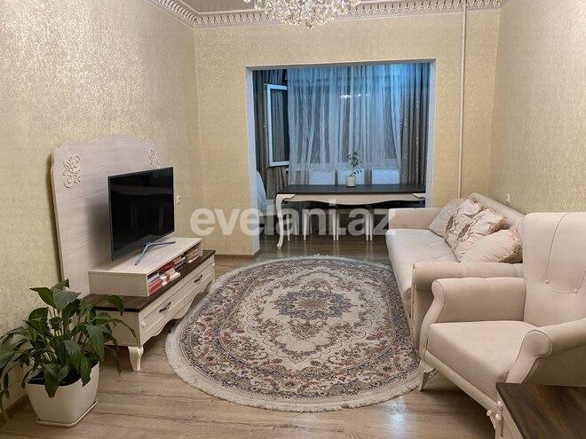 Satılır, köhnə tikili, 4 otaqlı, 120 m², Neftçilər m.