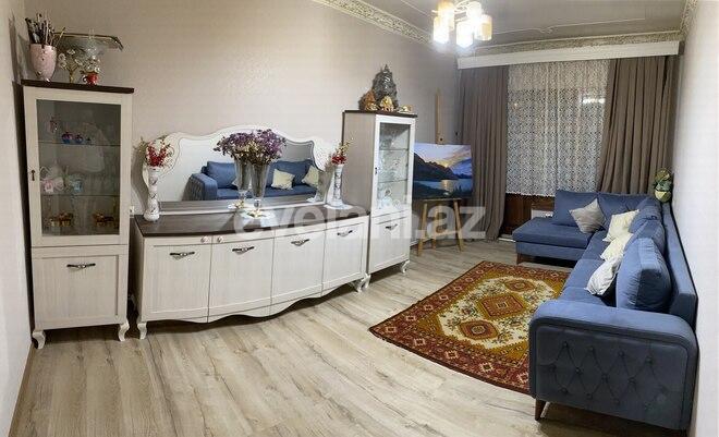 Satılır, köhnə tikili, 4 otaqlı, 120 m², Neftçilər m.