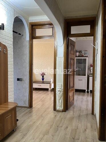 Satılır, köhnə tikili, 4 otaqlı, 120 m², Neftçilər m.