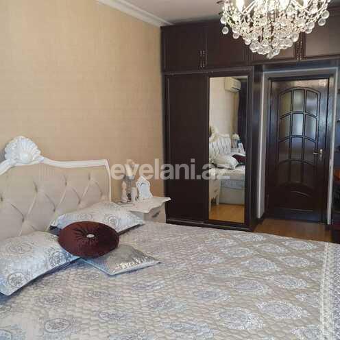 Satılır, köhnə tikili, 3 otaqlı, 80 m², Neftçilər m.