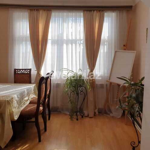 Satılır, köhnə tikili, 3 otaqlı, 80 m², Neftçilər m.