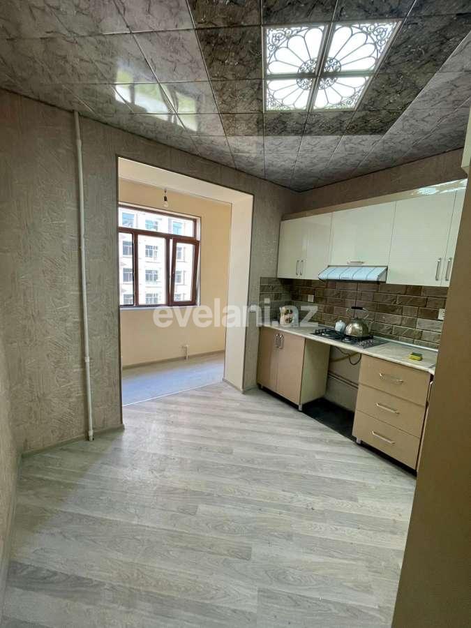 Satılır, köhnə tikili, 3 otaqlı, 80 m², Əhmədli m.