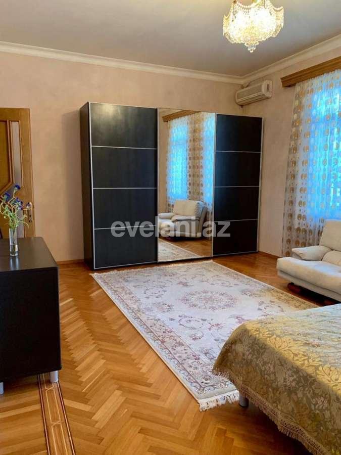 Satılır, villa, 8 otaqlı, 550 m², 6-cı mikrorayon q.