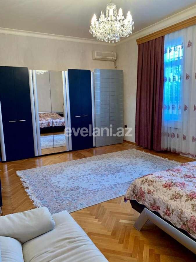 Satılır, villa, 8 otaqlı, 550 m², 6-cı mikrorayon q.