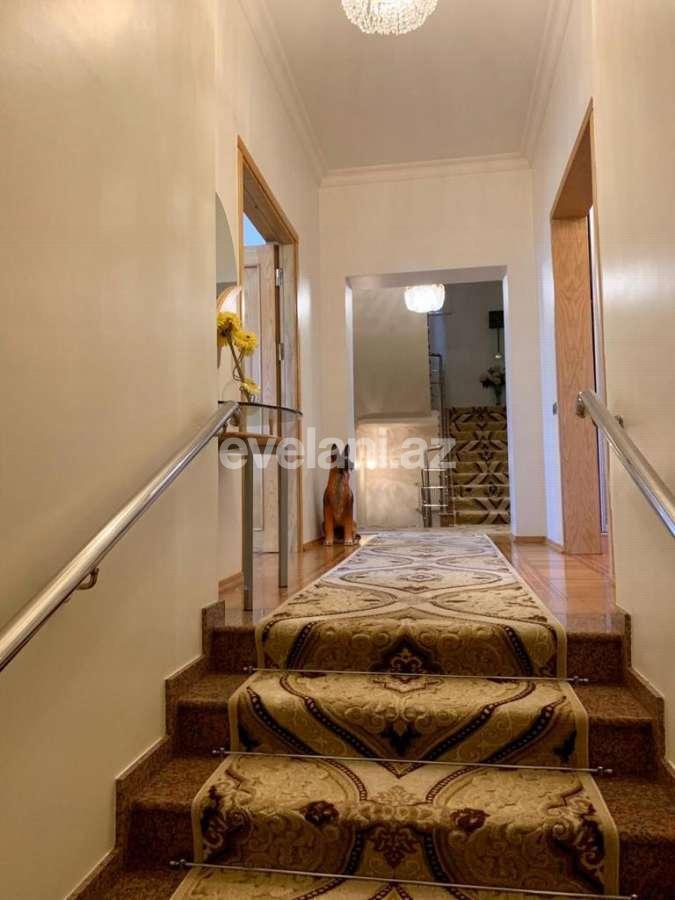 Satılır, villa, 8 otaqlı, 550 m², 6-cı mikrorayon q.