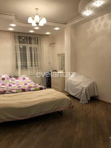 Sale, new building, 3 room, 130 m², Inshaatchilar m.