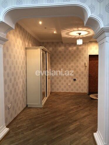 Sale, new building, 3 room, 130 m², Inshaatchilar m.