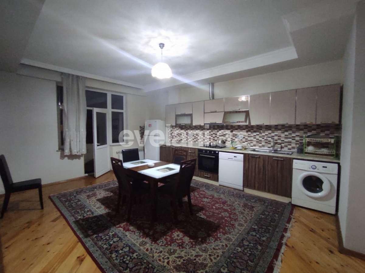 Satılır, yeni tikili, 3 otaqlı, 140 m², Şah İsmayıl Xətai m.