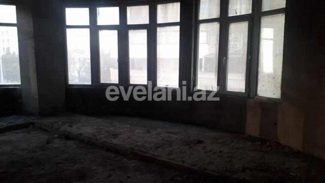 Продаётся, новостройка, 3-комнаты, 140 m², Гянджлик m.