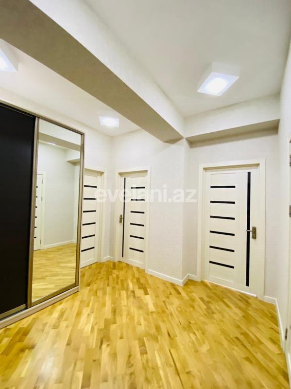 Satılır, yeni tikili, 2 otaqlı, 98 m², Azadlıq prospekti m.