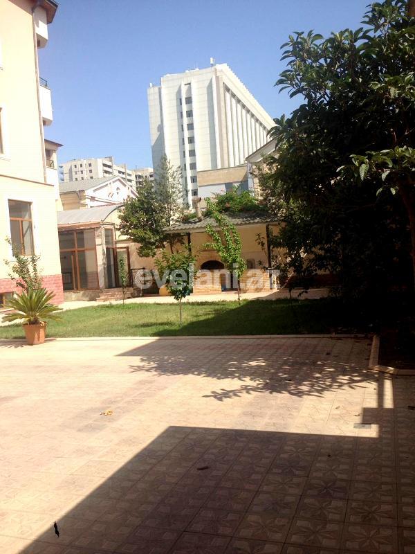 Satılır, villa, 18 otaqlı, 1100 m², Yasamal r.