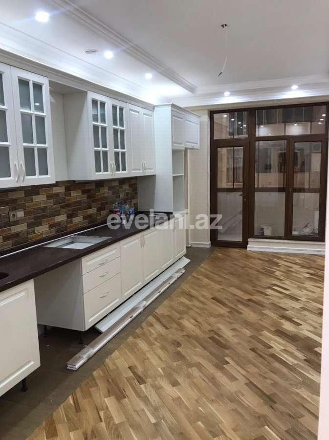 Satılır, yeni tikili, 4 otaqlı, 192 m², Şah İsmayıl Xətai m.