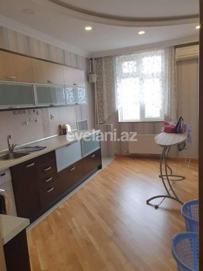 Satılır, yeni tikili, 3 otaqlı, 140 m², Azadlıq prospekti m.