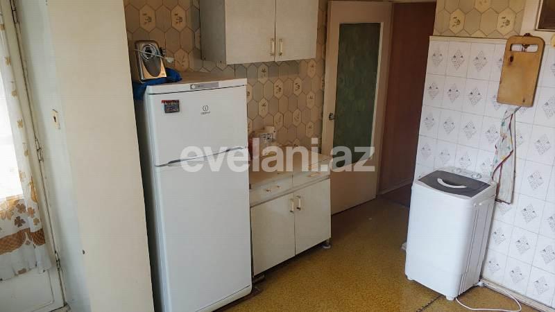 Sale, old building, 2 room, 55 m², Neftchilar m.