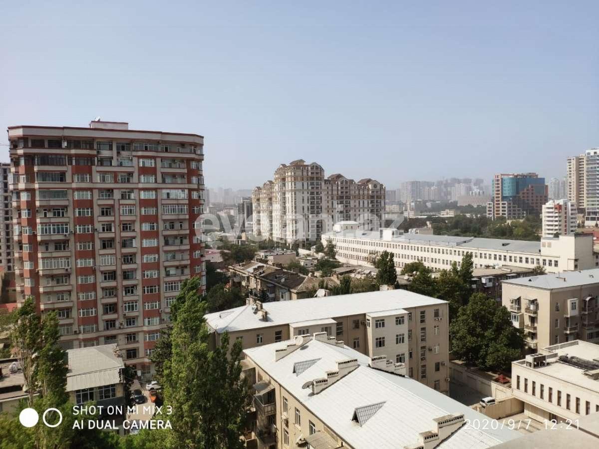 Satılır, yeni tikili, 3 otaqlı, 165 m², 28 may m.