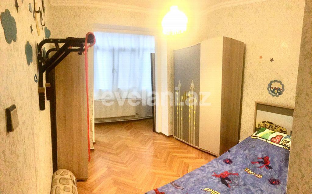 Sale, old building, 3 room, 80 m², Hazi Aslanov m.