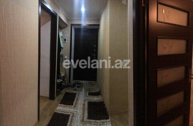 Satılır, köhnə tikili, 3 otaqlı, 65 m², Qara Qarayev m.