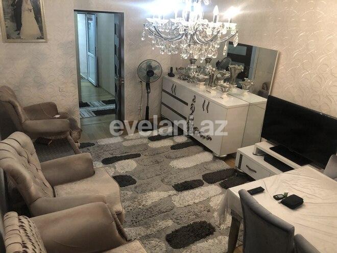 Satılır, köhnə tikili, 3 otaqlı, 65 m², Qara Qarayev m.