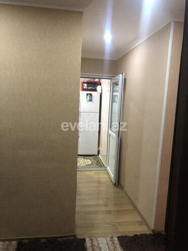 Satılır, köhnə tikili, 3 otaqlı, 65 m², Qara Qarayev m.