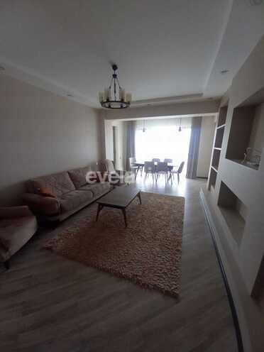 Satılır, yeni tikili, 2 otaqlı, 118 m², Şah İsmayıl Xətai m.