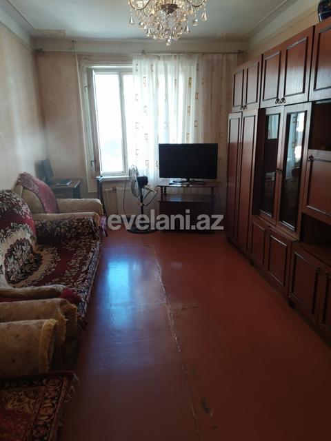 Satılır, köhnə tikili, 2 otaqlı, 60 m², Həzi Aslanov m.