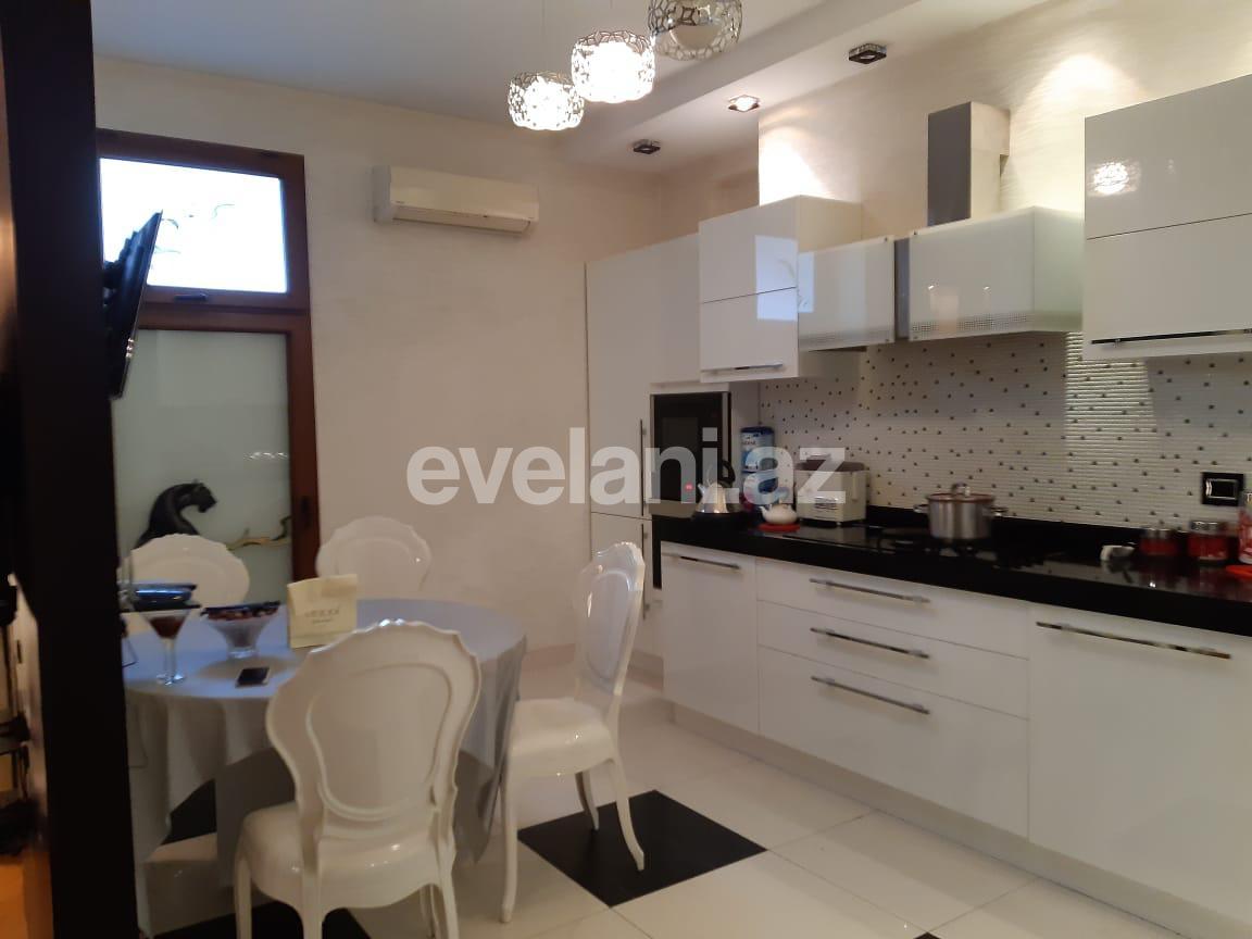 Satılır, yeni tikili, 5 otaqlı, 270 m², 28 may m.