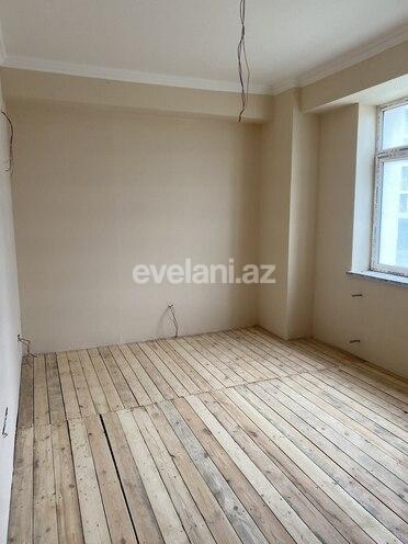 Satılır, köhnə tikili, 2 otaqlı, 66.2 m², İnşaatçılar m.