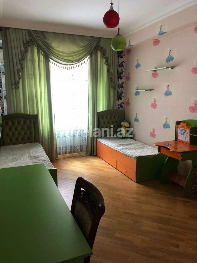 Satılır, yeni tikili, 3 otaqlı, 100 m², İnşaatçılar m.
