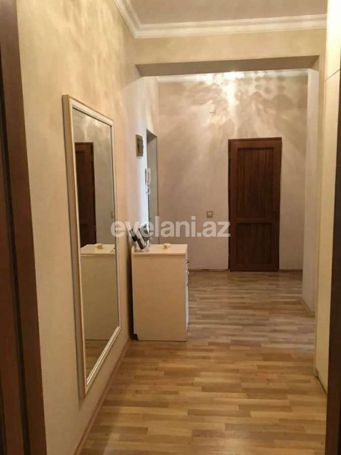 Satılır, yeni tikili, 2 otaqlı, 83 m², İnşaatçılar m.