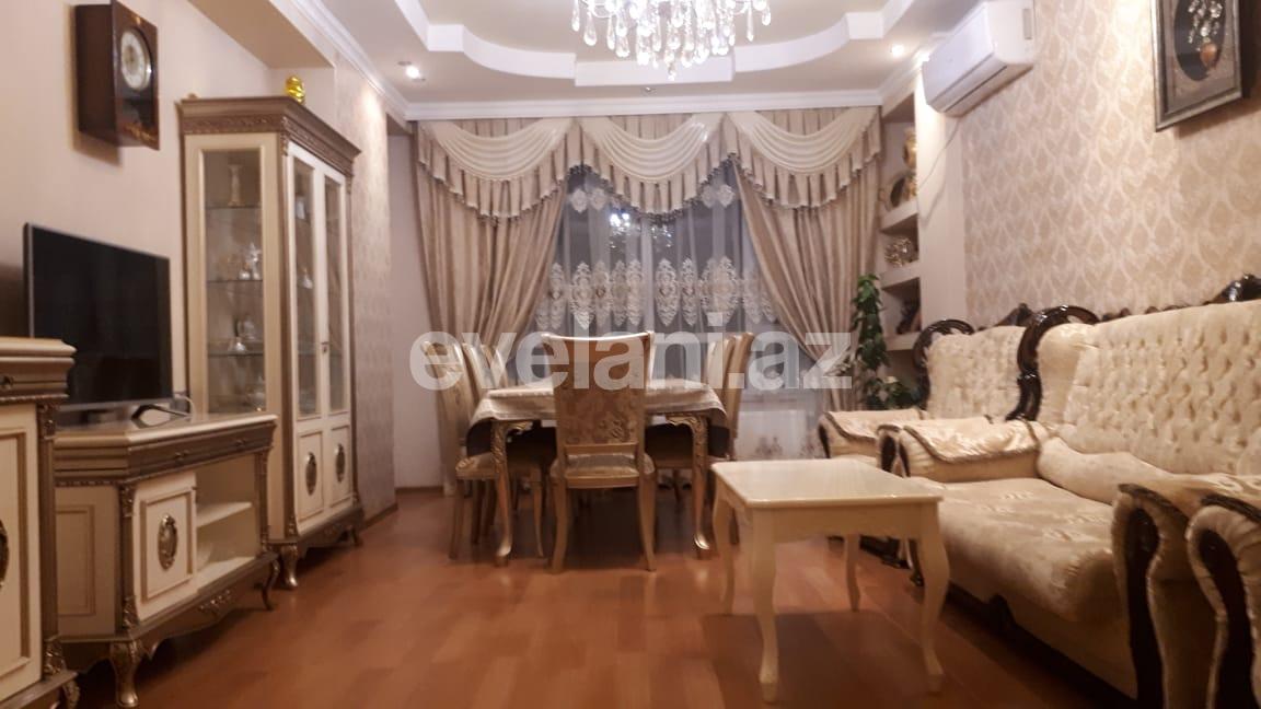 Satılır, yeni tikili, 3 otaqlı, 135 m², İnşaatçılar m.