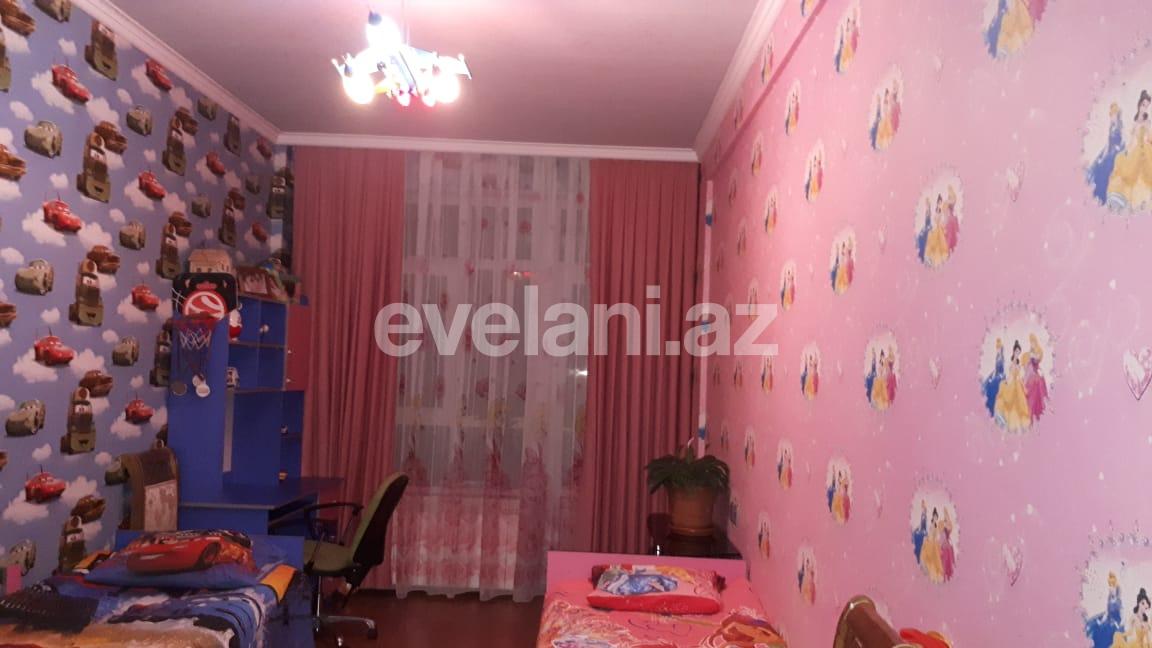 Satılır, yeni tikili, 3 otaqlı, 135 m², İnşaatçılar m.