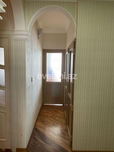 Satılır, köhnə tikili, 4 otaqlı, 90 m², İnşaatçılar m.