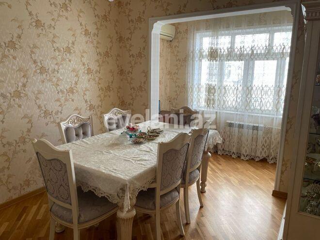 Satılır, köhnə tikili, 4 otaqlı, 90 m², İnşaatçılar m.