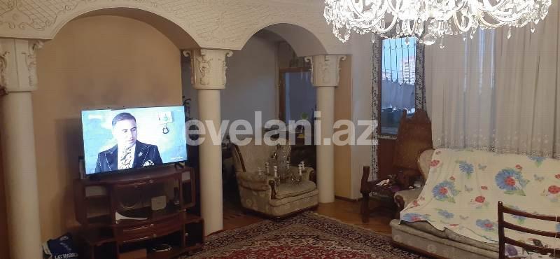 Satılır, köhnə tikili, 3 otaqlı, 85 m², İnşaatçılar m.