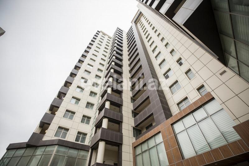 Satılır, yeni tikili, 2 otaqlı, 90 m², Gənclik m.