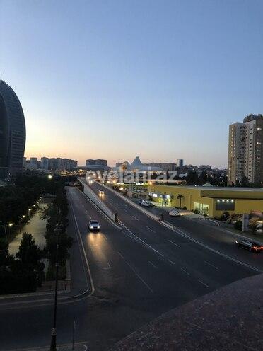 Sale, new building, 3 room, 165 m², Khatai r.