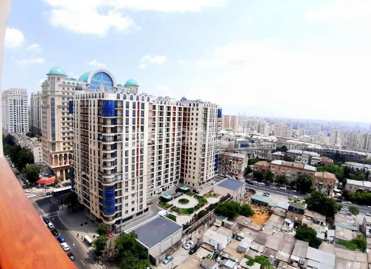 Sale, new building, 4 room, 214 m², Elmlar Akademiyası m.