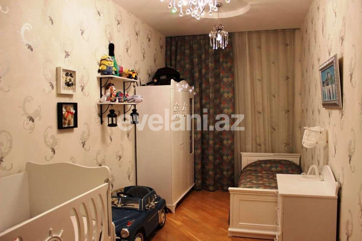 Satılır, yeni tikili, 3 otaqlı, 140 m², İnşaatçılar m.