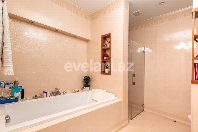 Продаётся, новостройка, 4-комнаты, 250 m², Низами m.