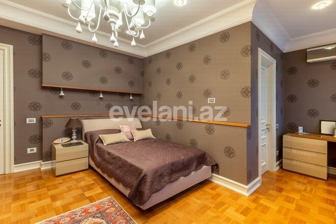 Продаётся, новостройка, 4-комнаты, 250 m², Низами m.