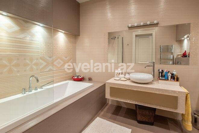 Продаётся, новостройка, 4-комнаты, 250 m², Низами m.