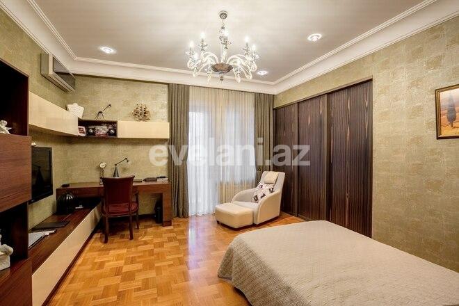 Продаётся, новостройка, 4-комнаты, 250 m², Низами m.