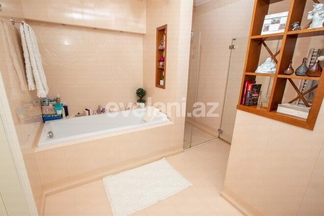 Продаётся, новостройка, 4-комнаты, 250 m², Низами m.