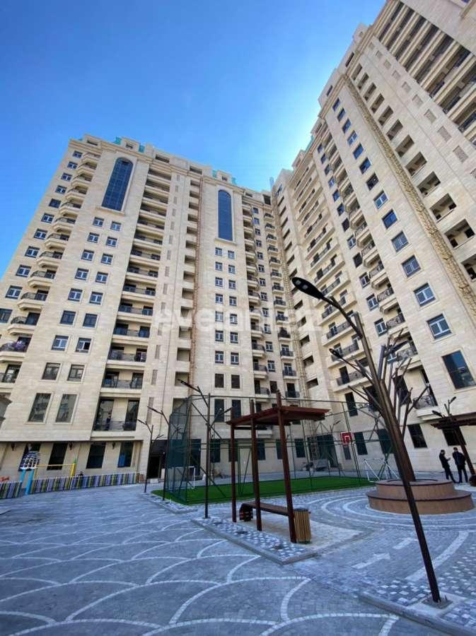 Продаётся, новостройка, 3-комнаты, 135 m², Низами m.