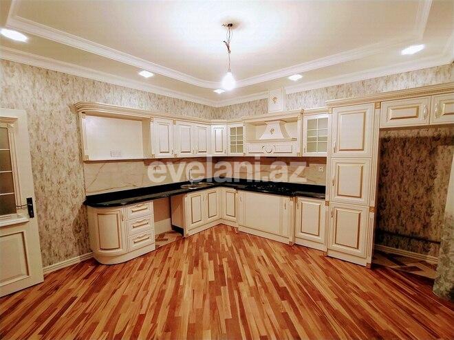 Satılır, yeni tikili, 3 otaqlı, 150 m², 28 may m.